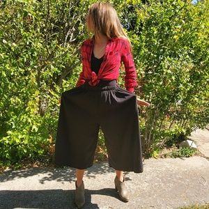 Vintage 80s Black Flared Cotton Culottes Pants